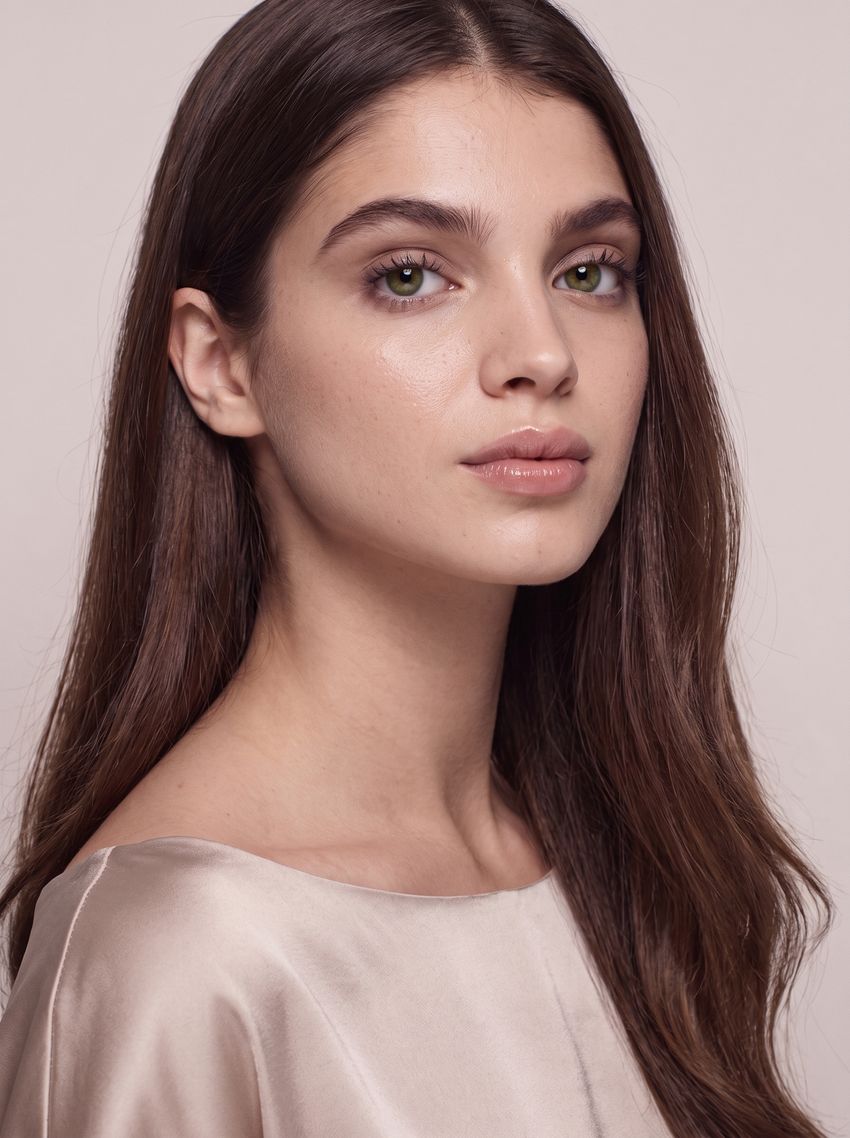 AI-generated image of digital model Alice, photo 5