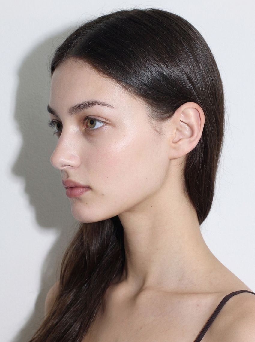 AI-generated image of digital model Alisa, photo 12