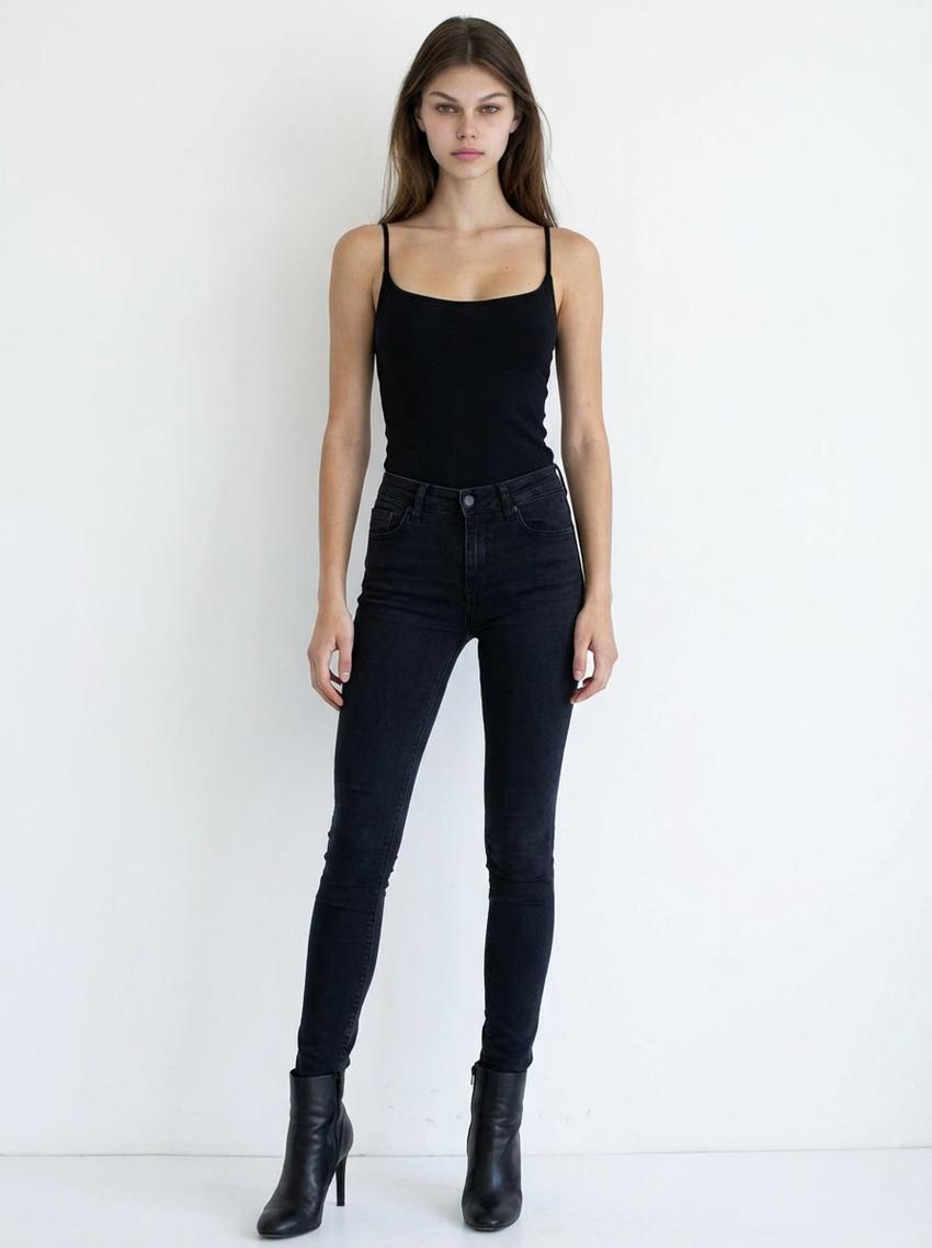AI-generated image of digital model Bella, photo 6