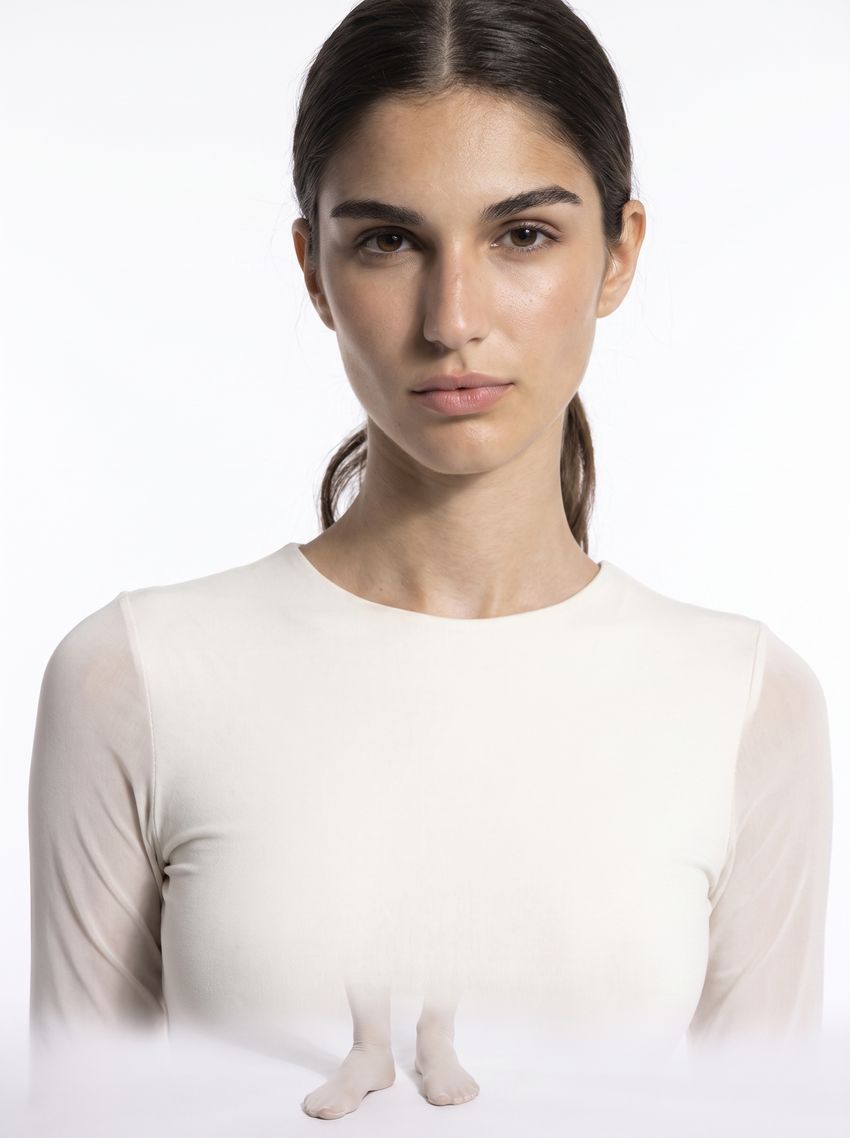 AI-generated image of digital model Chiara, photo 4