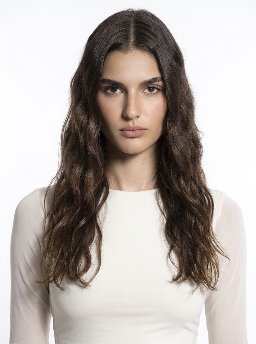 AI-generated image of digital model Chiara, photo 5