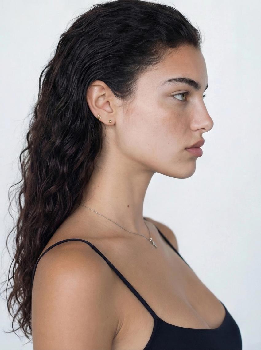 AI-generated image of digital model Elle, photo 6