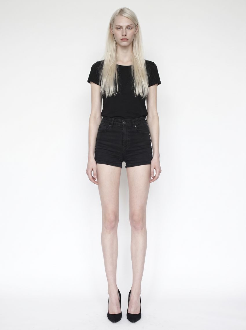 AI-generated image of digital model Greta, photo 7