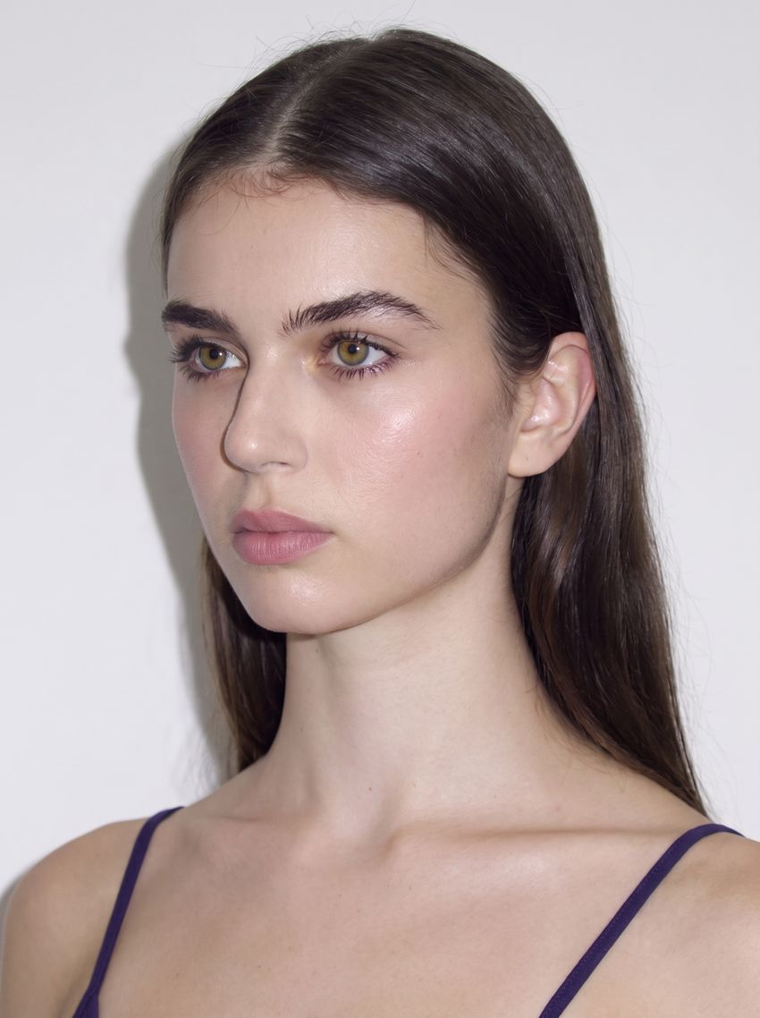 AI-generated image of digital model Karina, photo 7