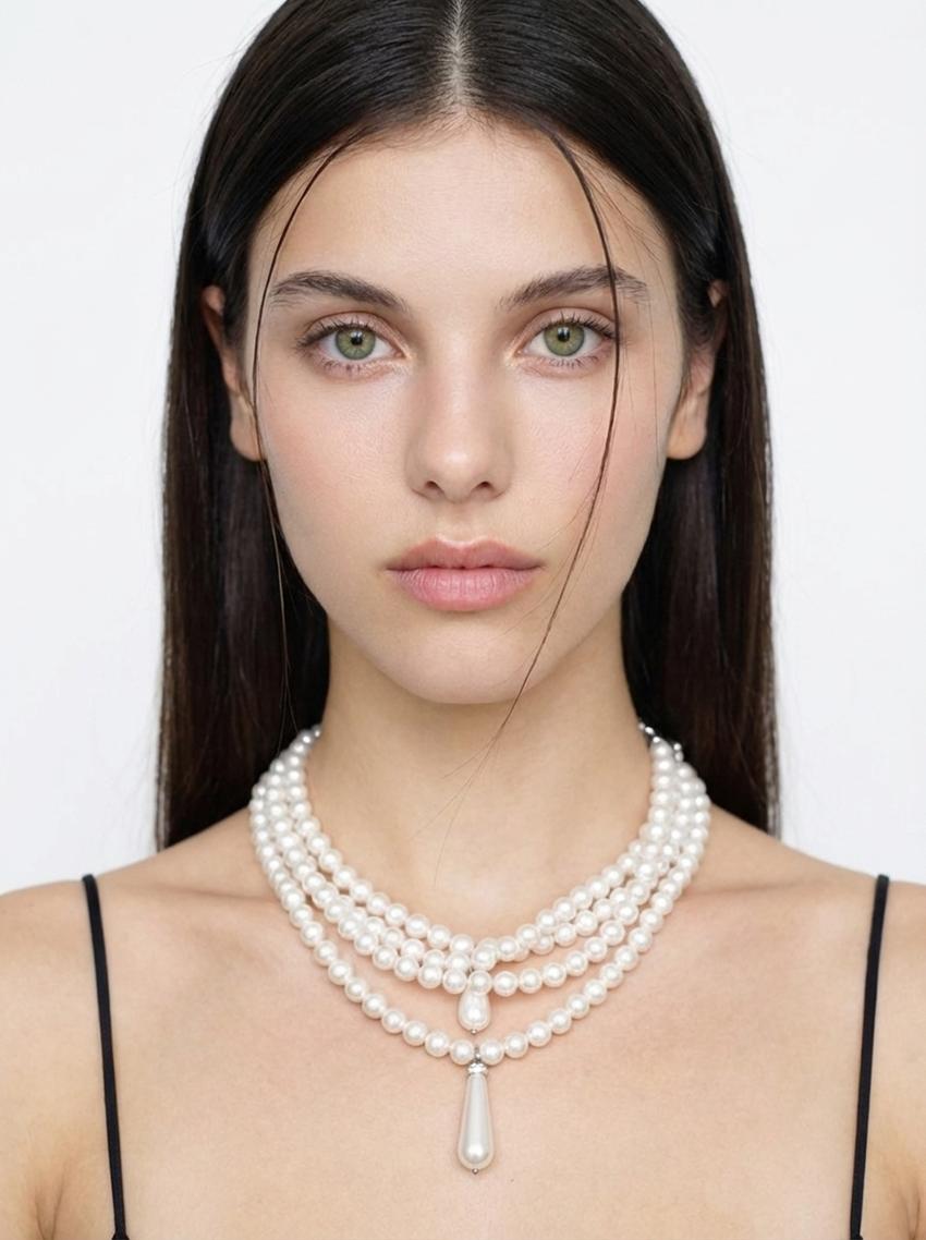AI-generated image of digital model Leona, photo 3