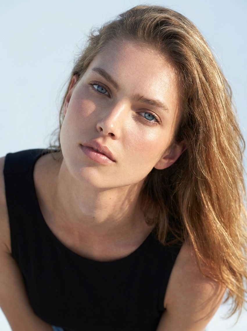 AI-generated image of digital model Silvia, photo 9